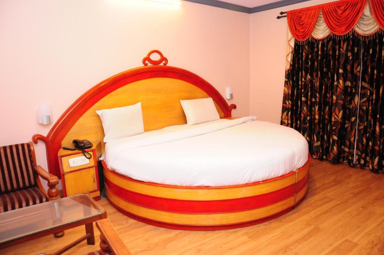 Hotel Venus Ooty Exterior photo